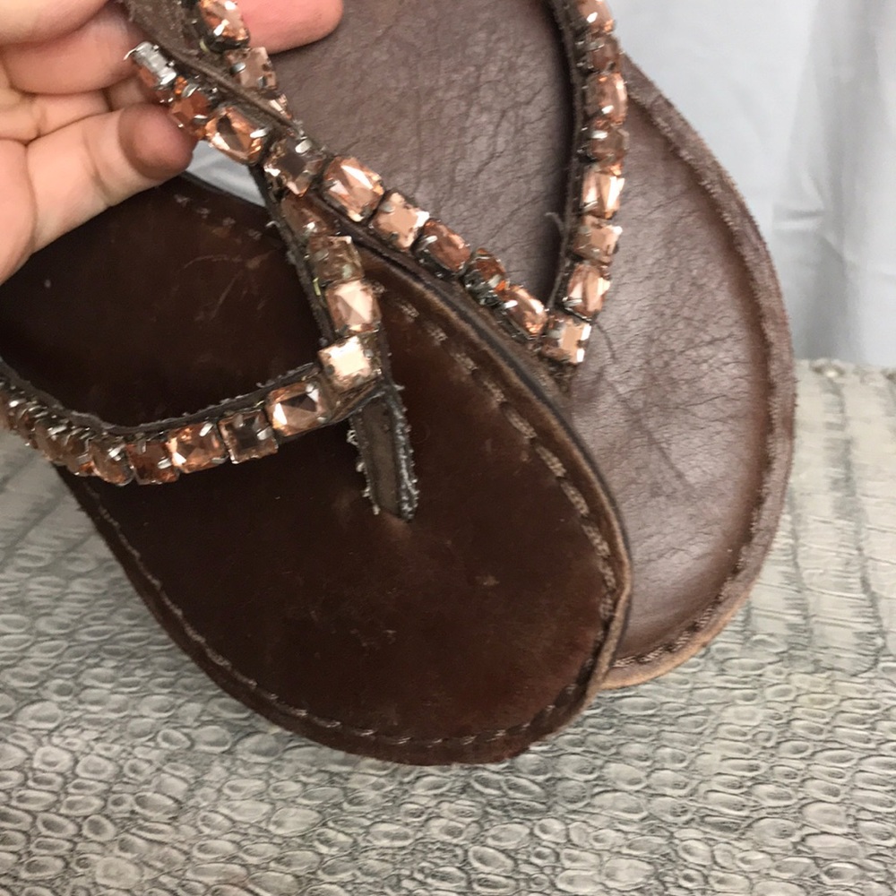 Abercrombie & Fitch leather flip flops  stones 7.5